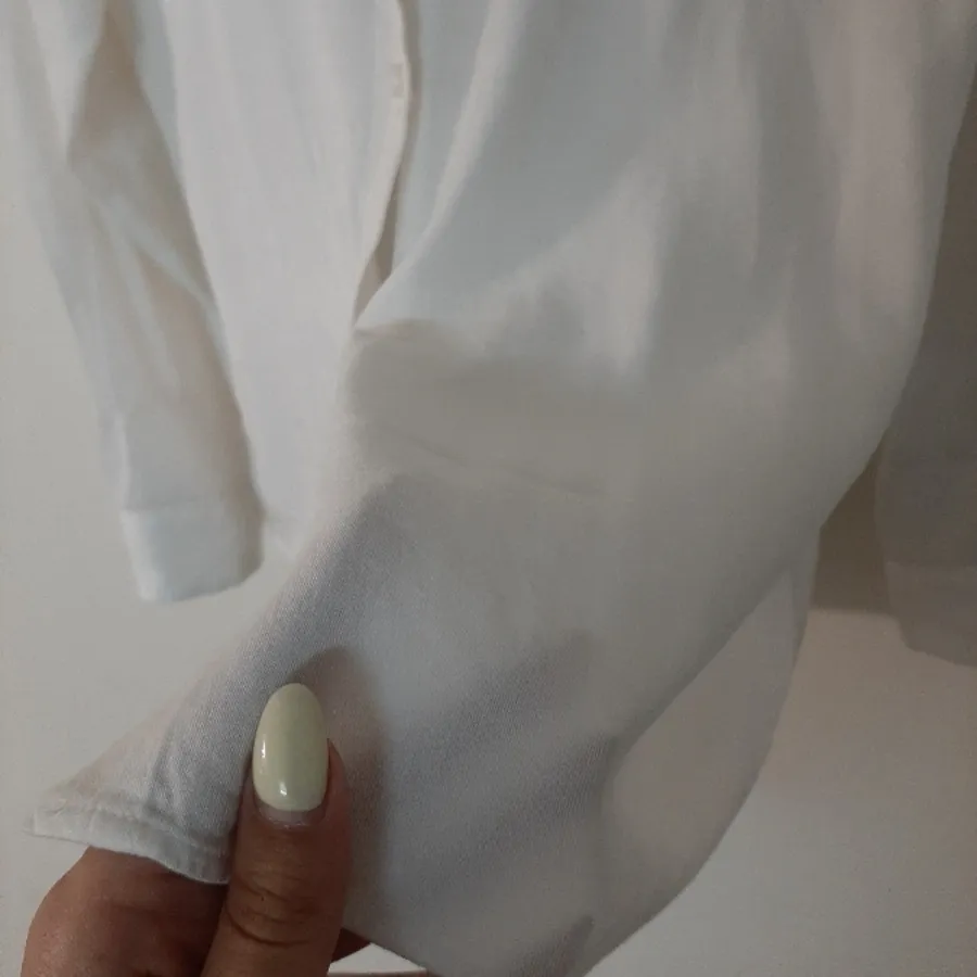 شومیز سفید