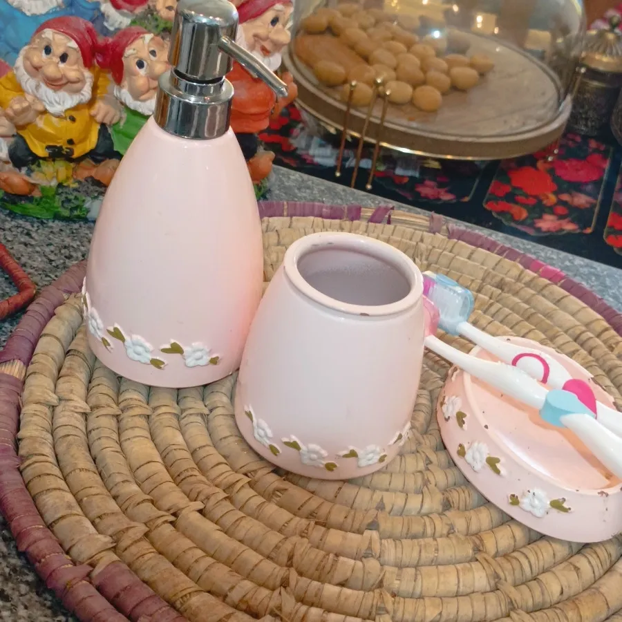 ست جا مایع و جا مسواکی