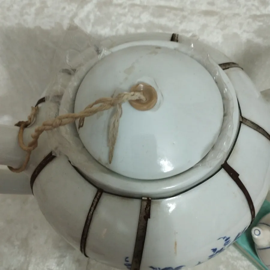قوری بند زده آلمانی