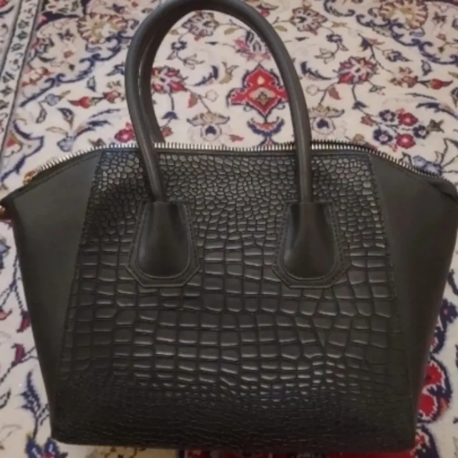 کیف پوست ماری