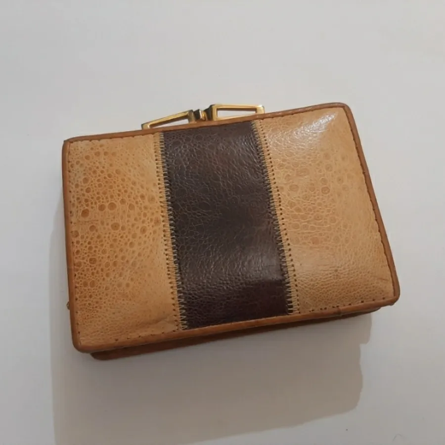 کیف پول زنانه