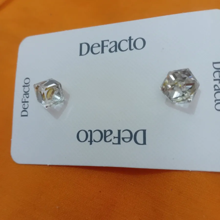 گوشواره کریستالDeFacto