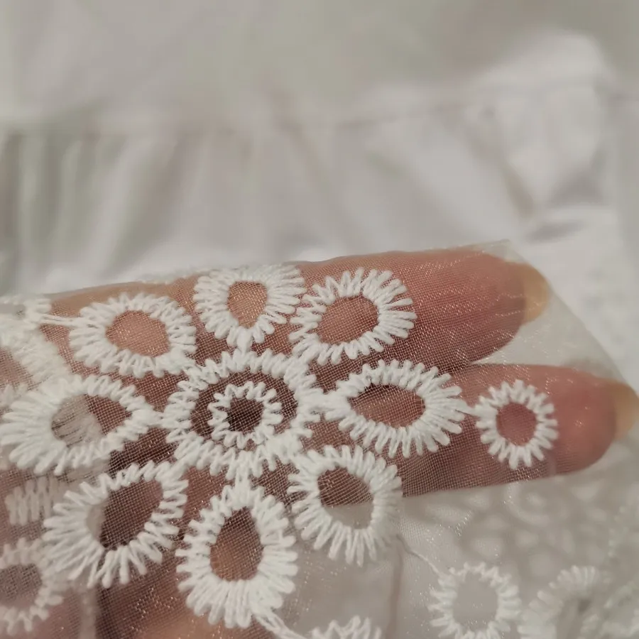 شومیز سفید دانتل خارجی