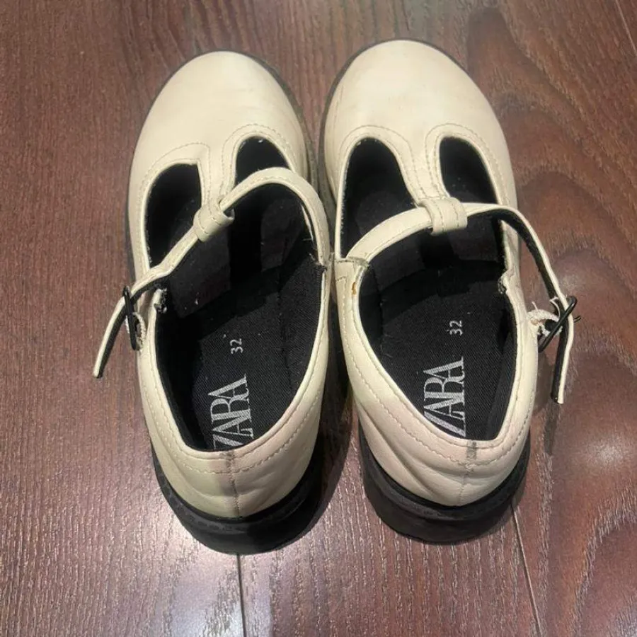 کفش زارا