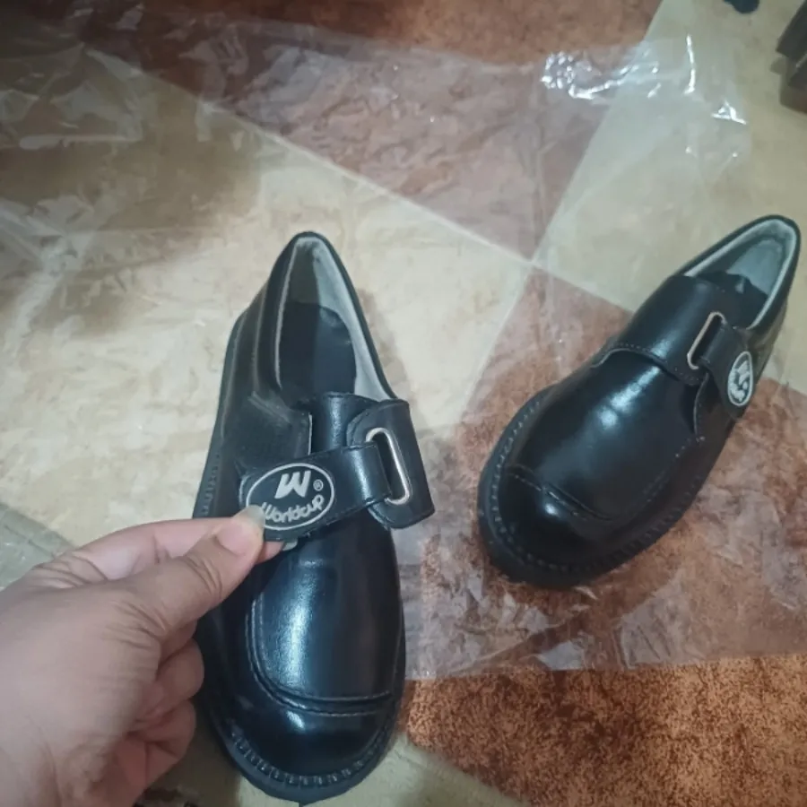 کفش اسپرت مشکی نووووو