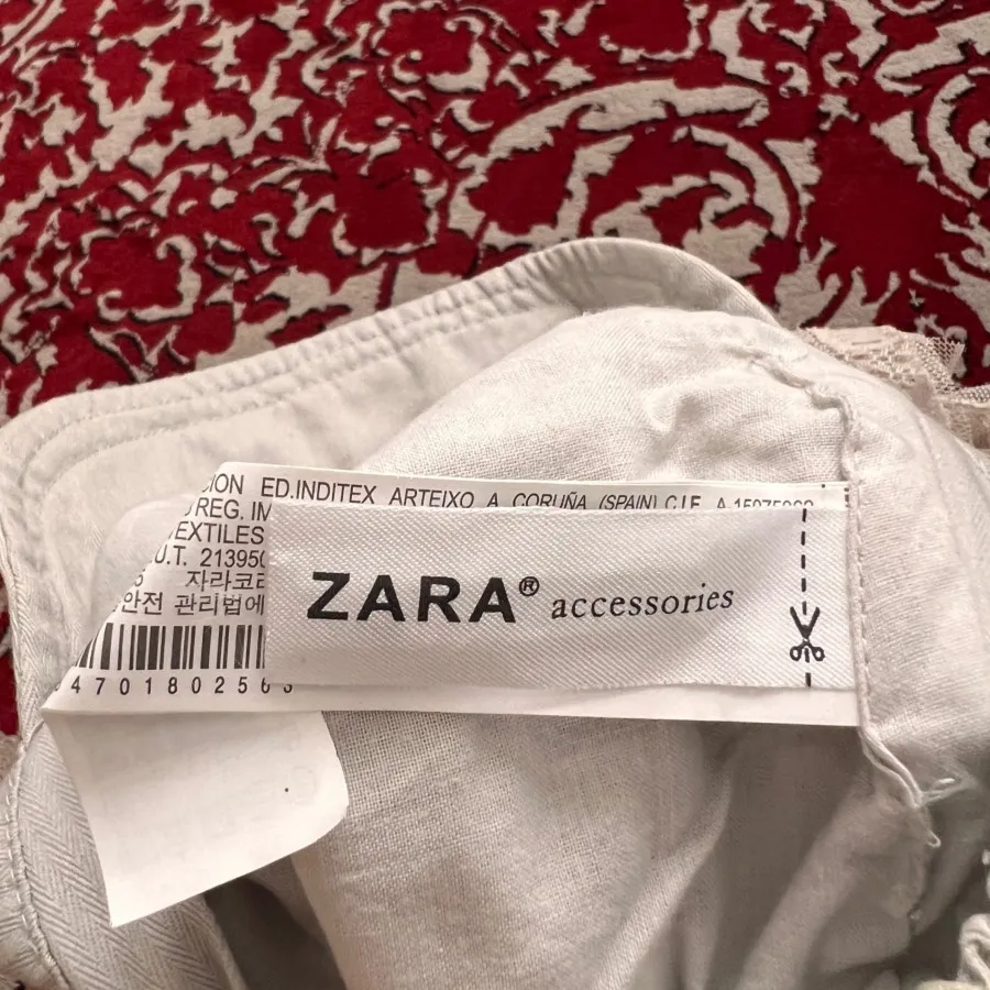 کلاه زارا