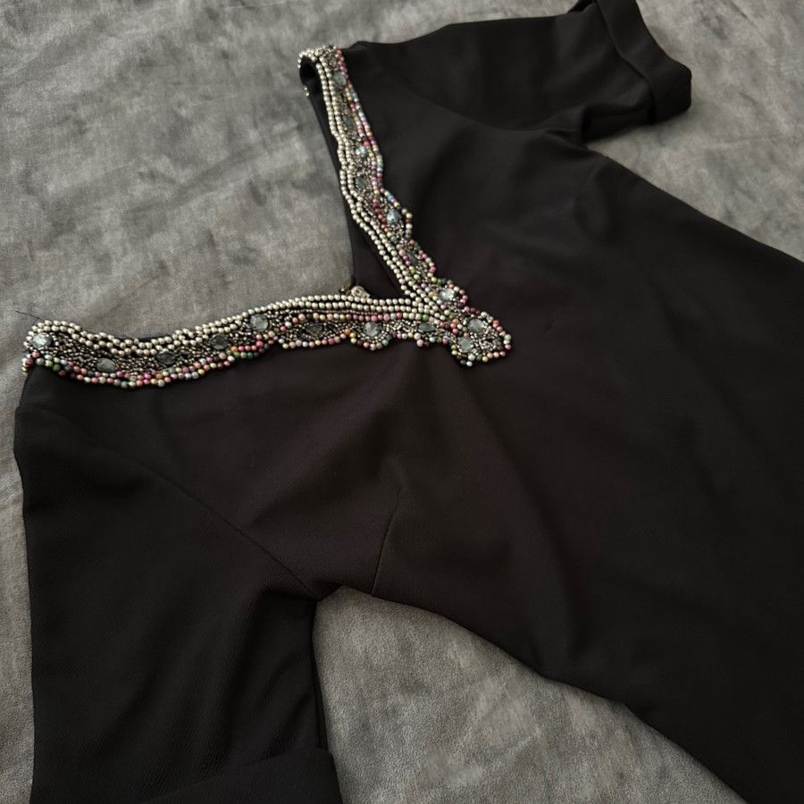 پیراهن مشکی