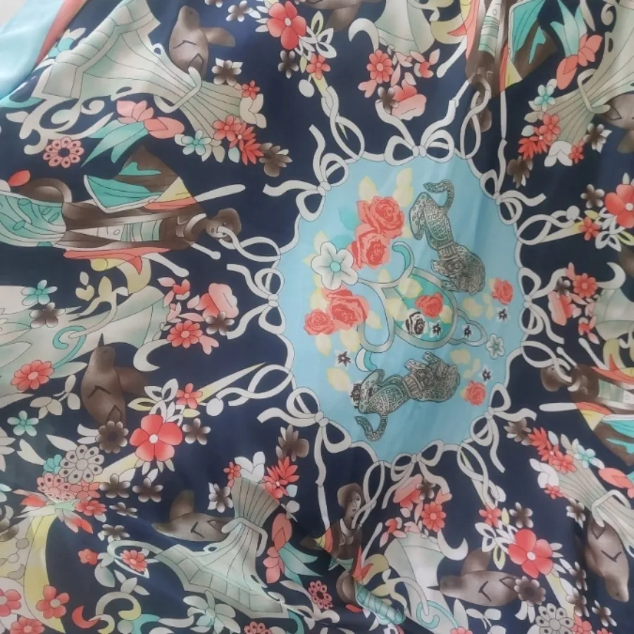 روسری  سیلک دور دست دوز