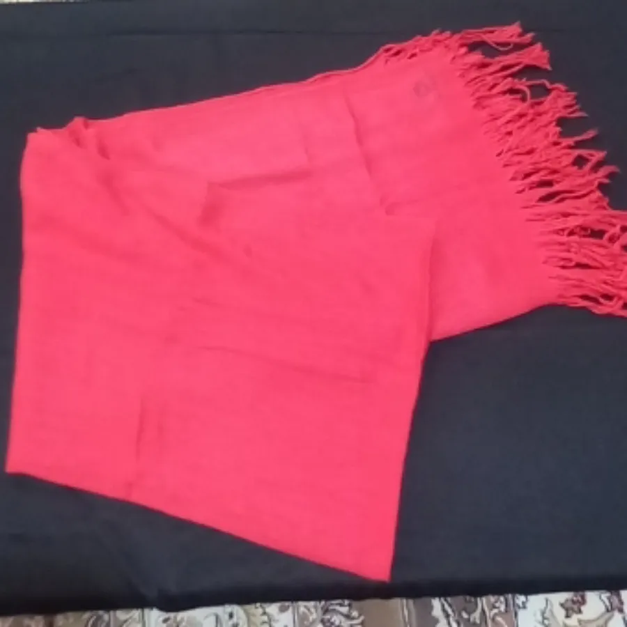 شال نخی قرمز