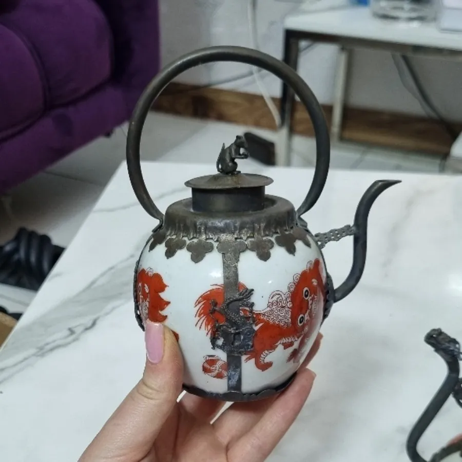 قوری آتتیک قدیمی
