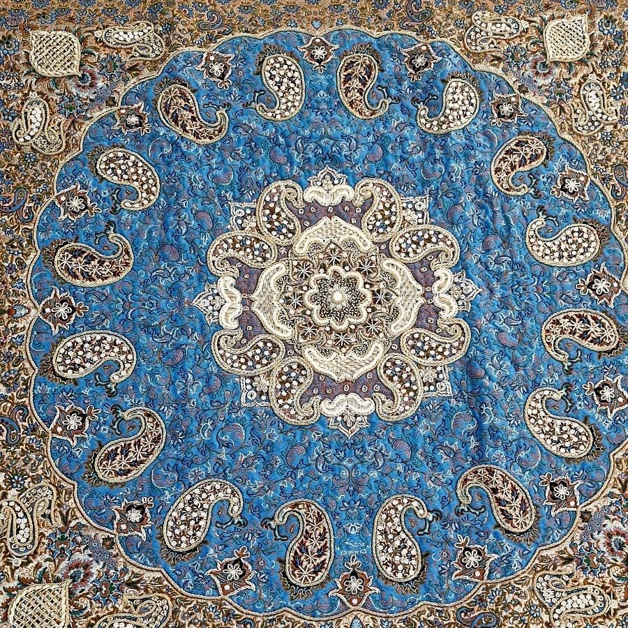 رومیزی ترمه سرمه دوزی شده