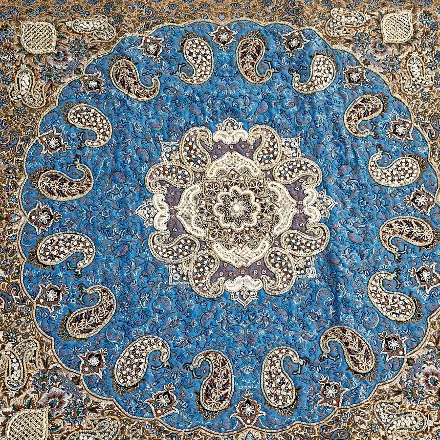 رومیزی ترمه سرمه دوزی شده