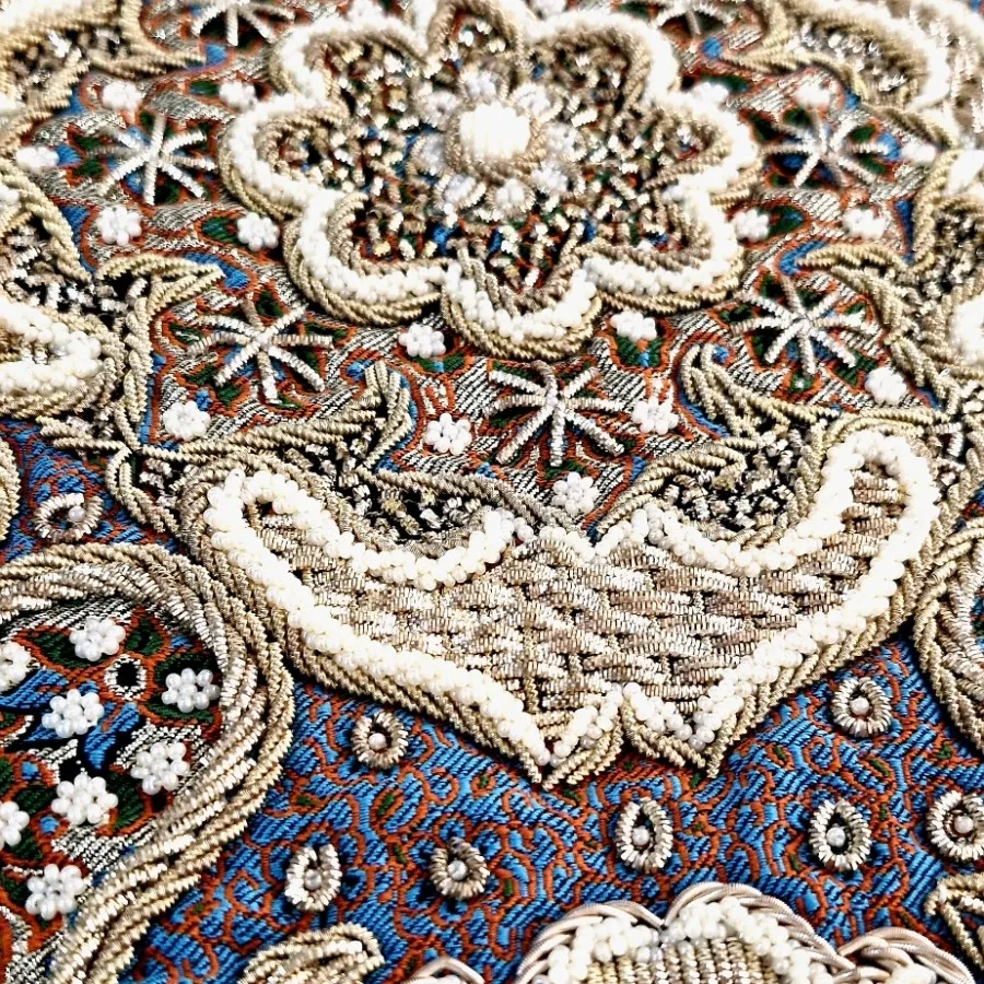 رومیزی ترمه سرمه دوزی شده