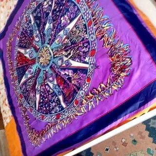 روسری ابریشم اروپا