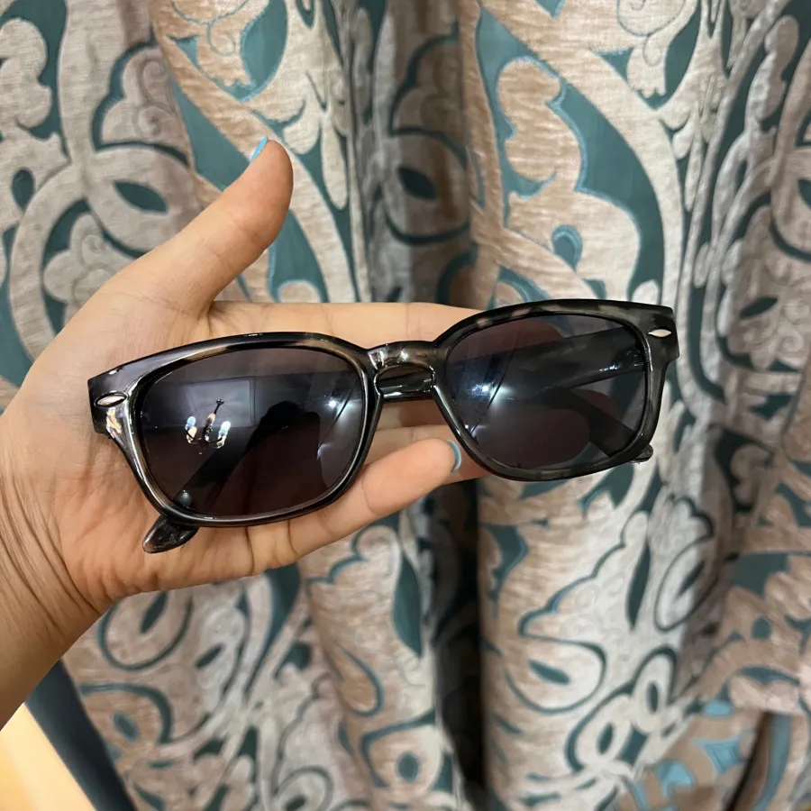 عینک آفتابی