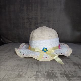 کلاه حصیری