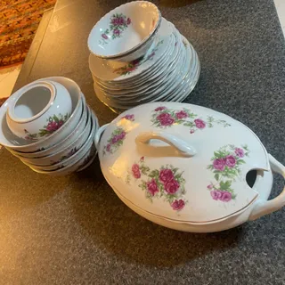 سرویس گل سرخی ژاپن