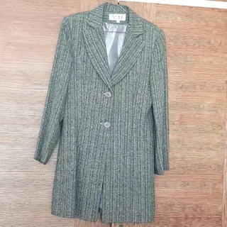 کت و شلوار و جلیقه زنانه
