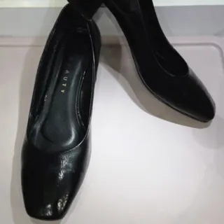 کفش مشکی پاشنه کوتاه