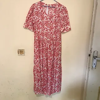 پیراهن شیک و نو
