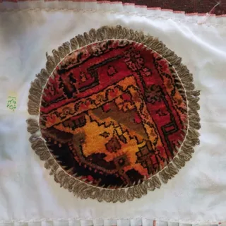 فرش روی صندلی