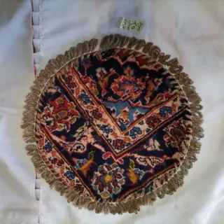فرش روی صندلی
