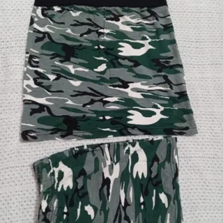 دکلته و شورتک