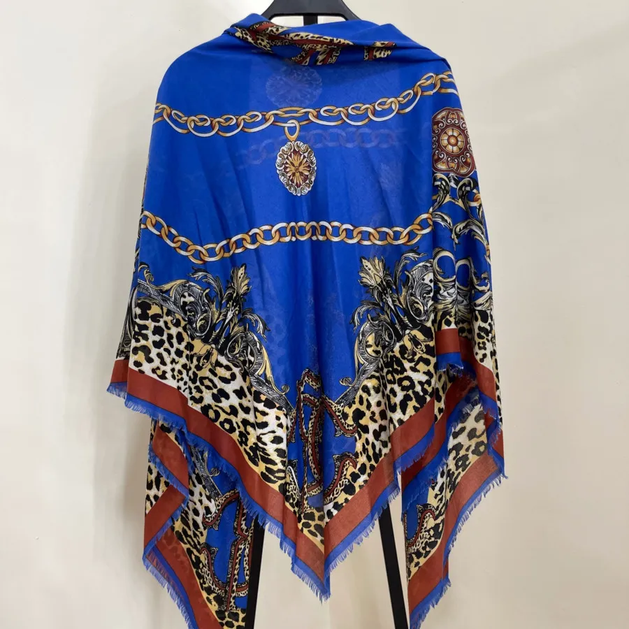 روسری نخی قواره دار