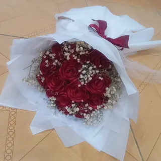 دسته گل قرمز لاکچری