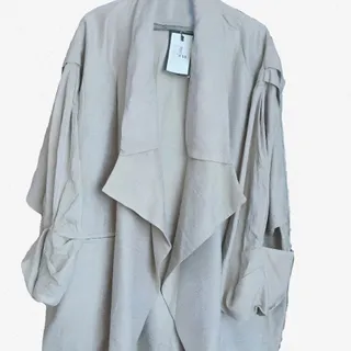 مانتو کرم شاین