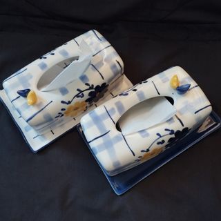 جا دستمالی گل پنبه ای