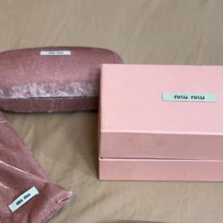 عینک miu miu