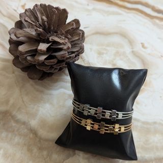 بنگل نقره ای و طلایی جفت