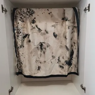 روسری شیری کرمی ساتن