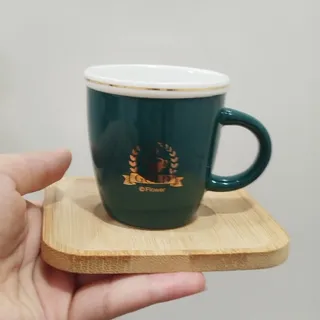 لیوان قهوه