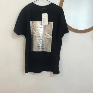 تیشرت نو و اتیکت دار