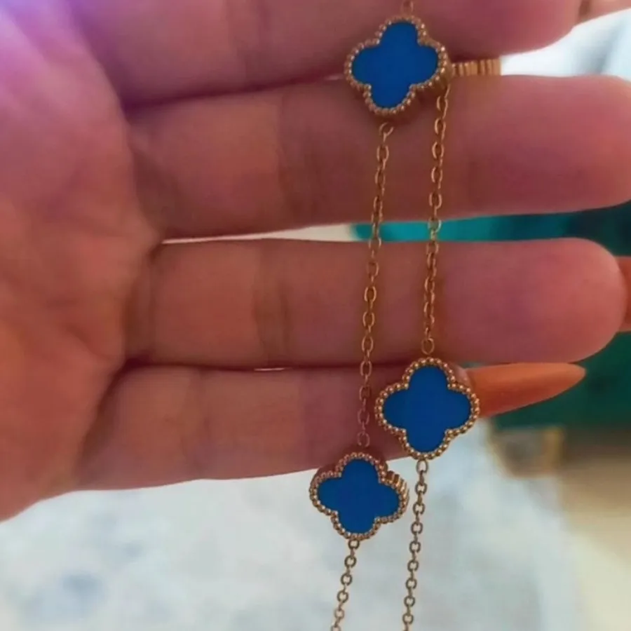 گردنبند ونکلیف