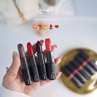 رژلب با کیفیت