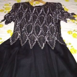 پیراهن مجلسی زنانه