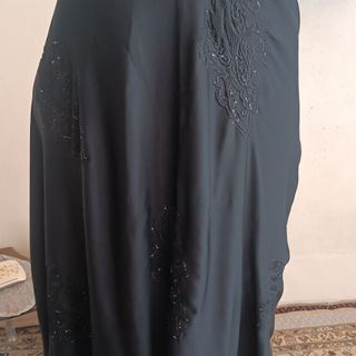چادر نگین دار