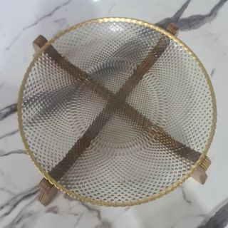 شیرینی خوری پایه دار