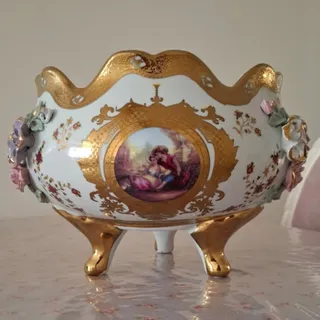 میوه خوری گلبرجسته