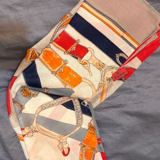 روسری 4 گوش بزرگ