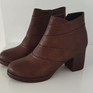 نیم بوت جنس  چرم پاشنه 5