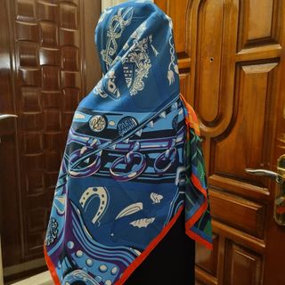 روسری برند خارجی مجلسی