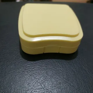 ظرف لنز مسافرتی