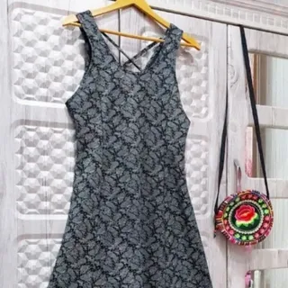 ساحلی عروسکی خوشگل