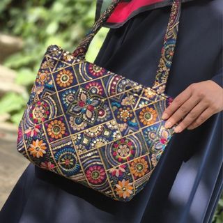 کیف سوزندوزی سورمه ایی