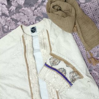 مانتو کرم مارک دار