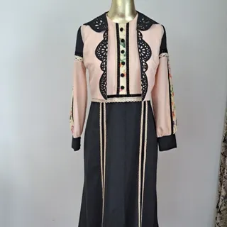 کت و سارافون